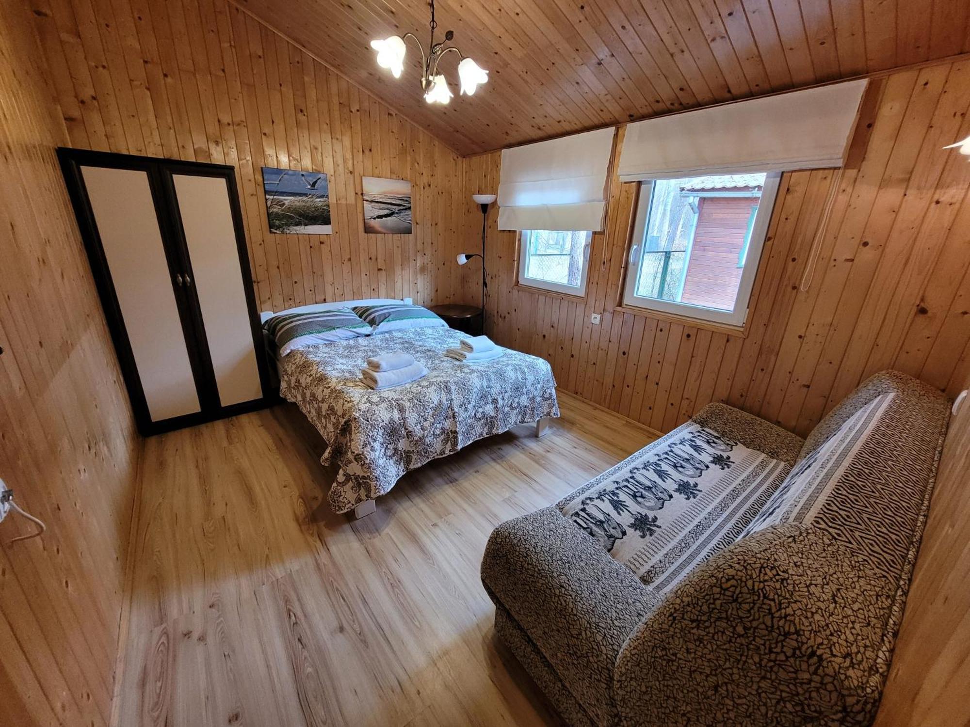 Ow Krakus I - Pokoje I Domki Stegna  Extérieur photo